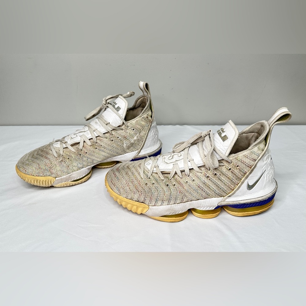 Nike Lebron XVI 16 PROMO SAMPLE Shoes Men’s Size 10 Buzz Lightyear A02588-102